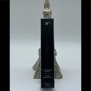 It Hello Lashes Black Mascara